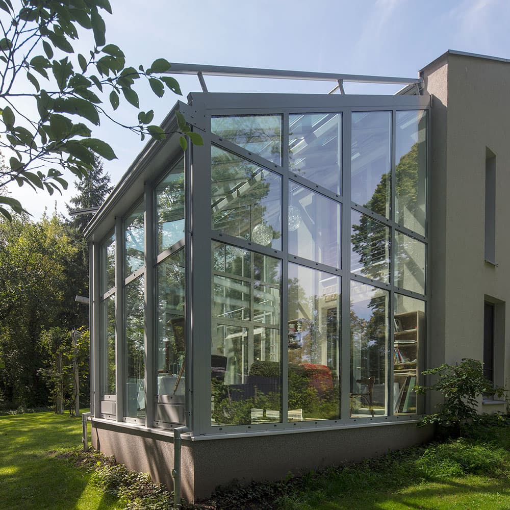 Warum eine Terrassenüberdachung mit Markise die Investition wert ist