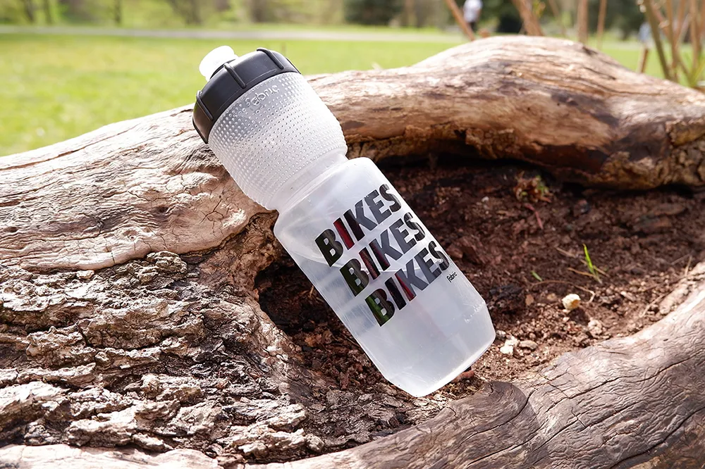 Die Vorteile einer Trinkflasche personalisiert auf einen Blick