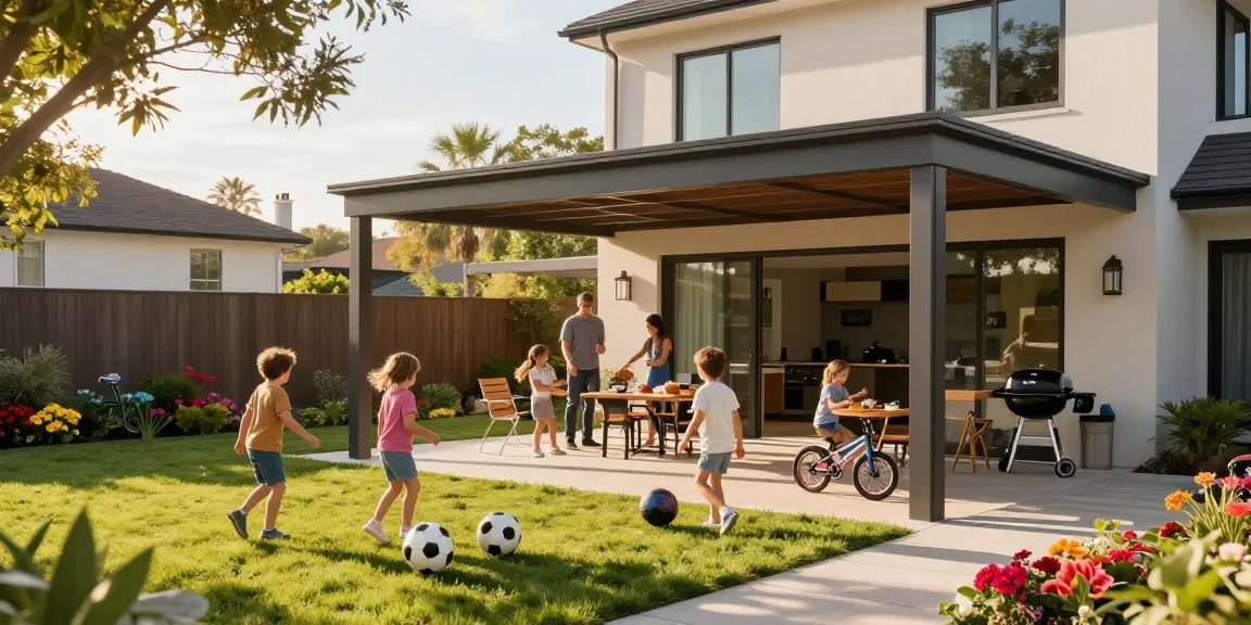 Moderner Carport in familienfreundlicher Außenumgebung mit spielenden Kindern